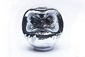 Designer's Premium Silver Daruma Medium 20cm