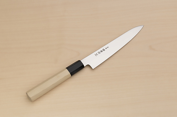 Sakai Takayuki Bohler Uddeholm Petty knife 150mm (6 ") Magnolia/Buffalo horn handle Sakai Takayuki Bohler Uddeholm Petty knife 150mm (6 ") Magnolia/Buffalo horn handle