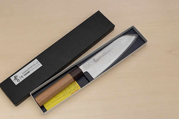 Sakai Takayuki 33-layer VG10 Damascus Santoku knife 170mm (6.7 ") Keyaki (Japanese Elm) handle