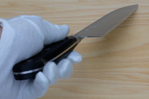 Tetsuhiro Blue Super Santoku knife 170mm (6.7") Black paper micarta