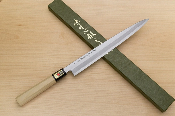 Sakai Genkichi Blue steel 2 Yanagiba Sashimi Knife 270 (10.6) Magnolia Wood handle with buffalo horn